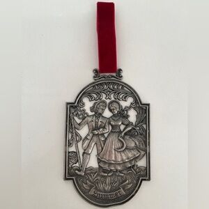 PEWTER Wall Plaque Ribbon Hanger Seasons Summer Theme Country Couple Farmcore